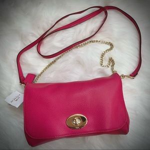 🆕 Coach Leather Crossbody Bag, Pink Ruby